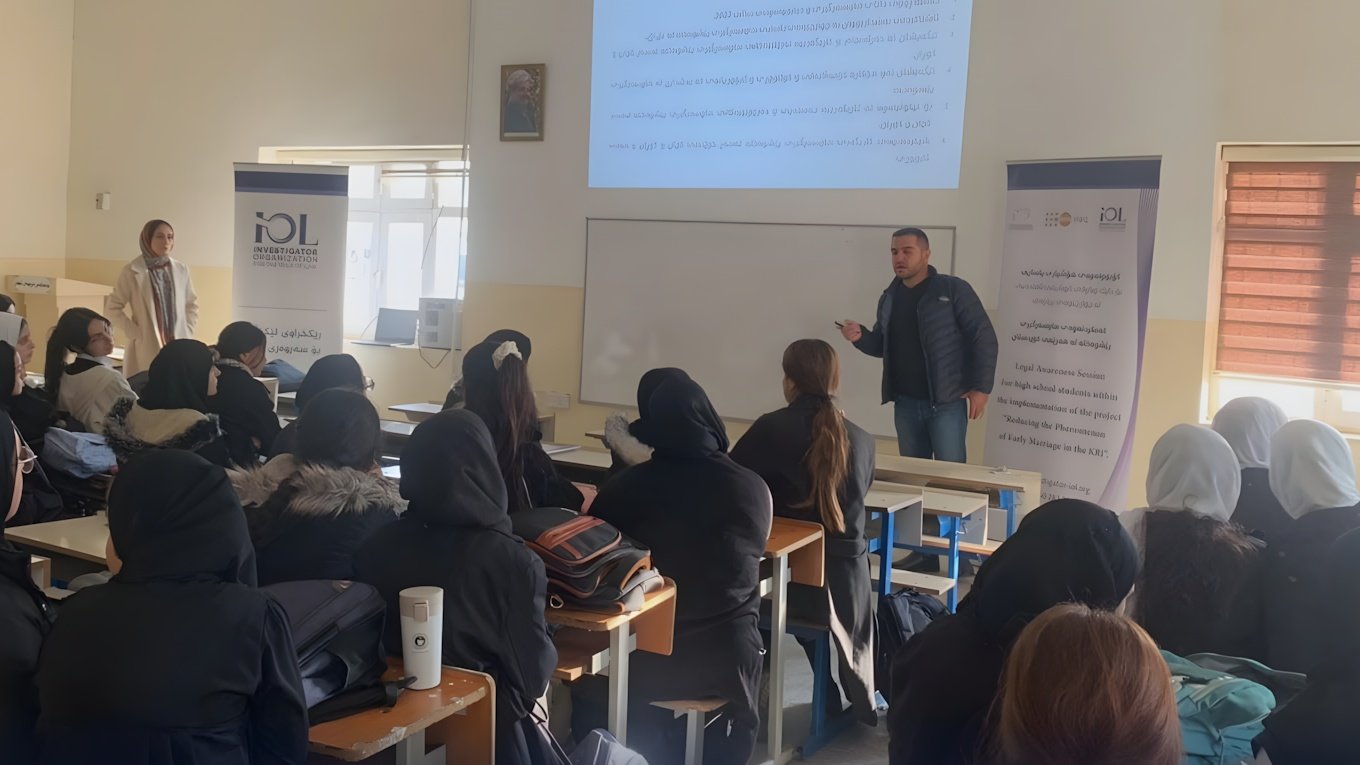 Legal and Psychological Awareness Session Held for Students of Trefa Girls’ High School
